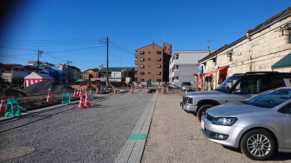 エステートタウン中田町 北側道路